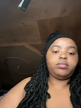 Snapshot of Linahlove chatting on 19, 3, 2025 Linahlove online show from 19, 3, 2025