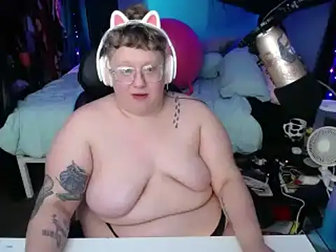FatVeronica online show from 11, 3, 2025