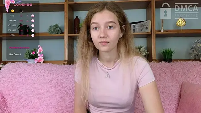 Ksuhesa online show from 21, 9, 2025