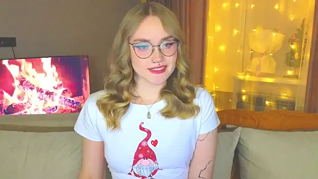 Snapshot of Aurora_Golden1 chatting on 26, 12, 2024 Aurora Golden1 online show from 26, 12, 2024