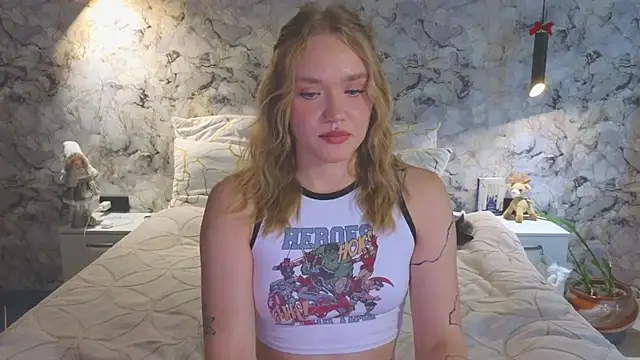 Snapshot of Aurora_Golden1 chatting on 25, 7, 2026 Aurora Golden1 online show from 25, 7, 2026