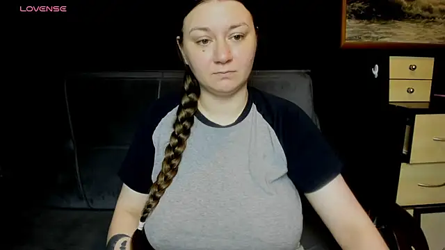 Snapshot of AlisaBacker chatting on 20, 6, 2026 AlisaBacker online show from 20, 6, 2026