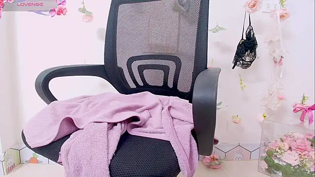 Embez-Damdang online show from 6, 12, 2024