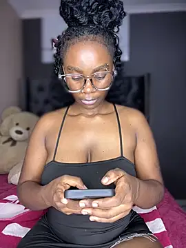 Candy-Heart online show from 24, 1, 2025