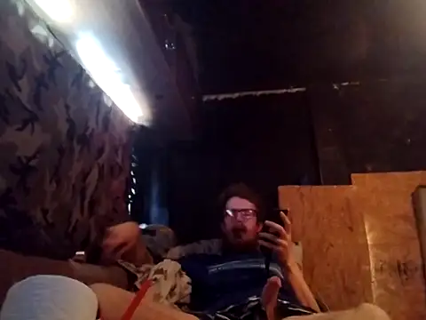 hothippie420 online show from 9, 5, 2026
