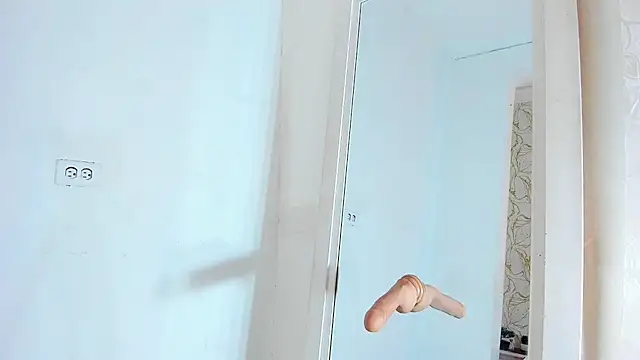 NATALIE PARKERR online show from 19, 2, 2025