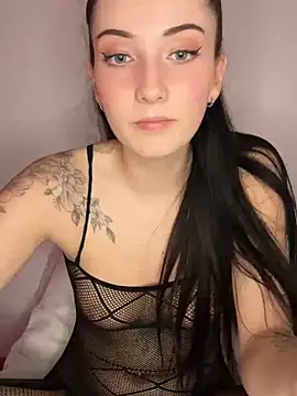 Snapshot of Sugarlina chatting on 4, 3, 2025 Sugarlina online show from 4, 3, 2025