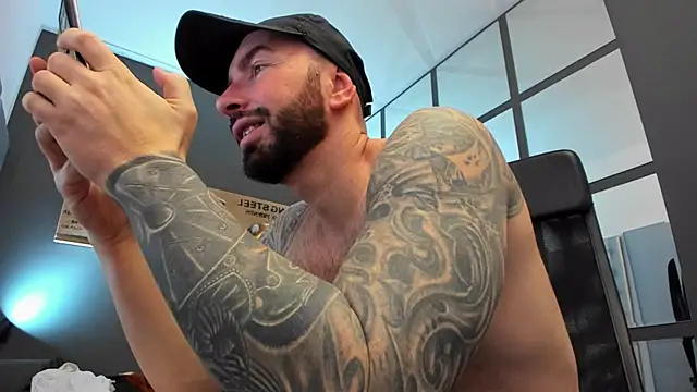 AronGrant online show from 18, 2, 2025