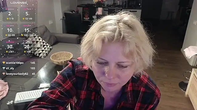 Snapshot of Gray_swann chatting on 18, 1, 2025 Gray swann online show from 18, 1, 2025