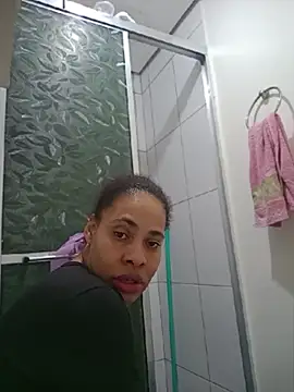Snapshot of Su_Duarte_1 chatting on 8, 7, 2026 Su Duarte 1 online show from 8, 7, 2026