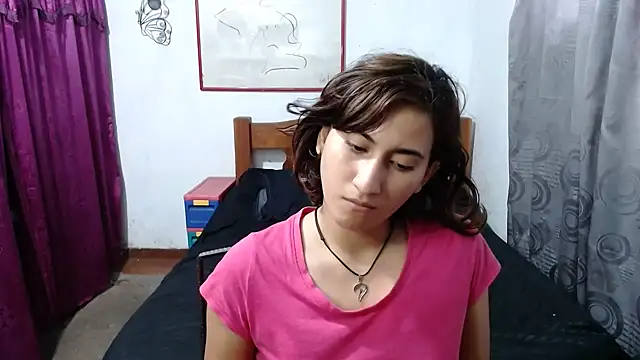 Snapshot of LadyMilk003 chatting on 16, 12, 2024 LadyMilk003 online show from 16, 12, 2024