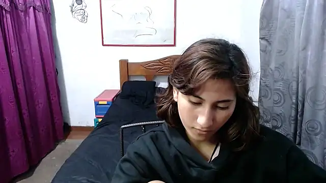 Snapshot of LadyMilk003 chatting on 19, 12, 2024 LadyMilk003 online show from 19, 12, 2024