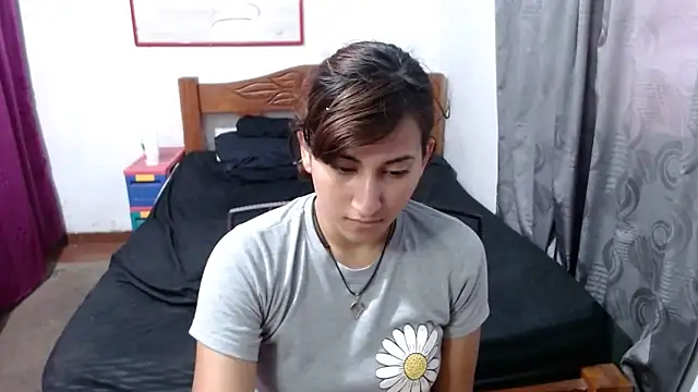 Snapshot of LadyMilk003 chatting on 23, 12, 2024 LadyMilk003 online show from 23, 12, 2024