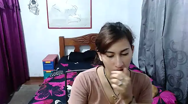 Snapshot of LadyMilk003 chatting on 11, 1, 2025 LadyMilk003 online show from 11, 1, 2025