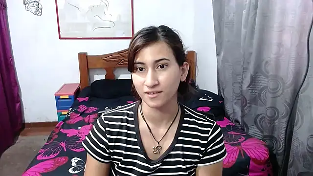 Snapshot of LadyMilk003 chatting on 27, 1, 2025 LadyMilk003 online show from 27, 1, 2025