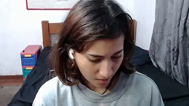 Snapshot of LadyMilk003 chatting on 22, 2, 2025 LadyMilk003 online show from 22, 2, 2025
