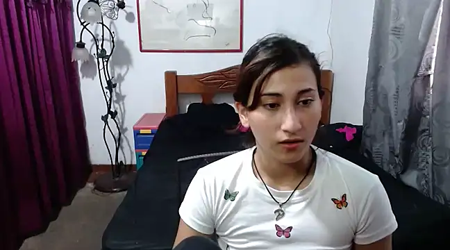 Snapshot of LadyMilk003 chatting on 4, 3, 2025 LadyMilk003 online show from 4, 3, 2025