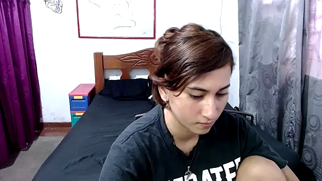 Snapshot of LadyMilk003 chatting on 8, 9, 2025 LadyMilk003 online show from 8, 9, 2025