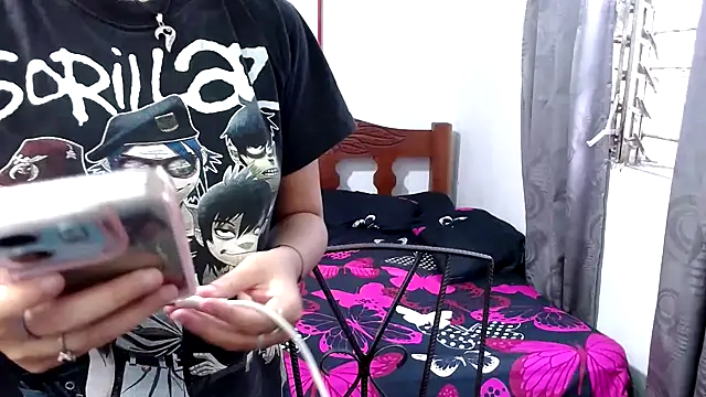 Snapshot of LadyMilk003 chatting on 23, 9, 2025 LadyMilk003 online show from 23, 9, 2025