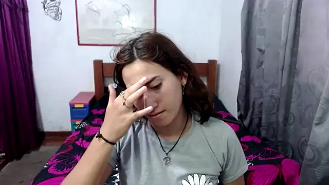 Snapshot of LadyMilk003 chatting on 1, 10, 2025 LadyMilk003 online show from 1, 10, 2025