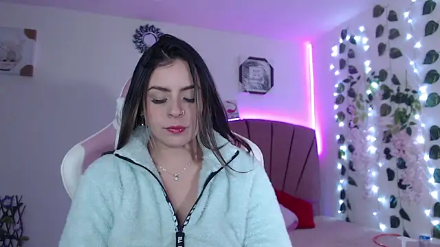 GabyVandriel online show from 4, 12, 2024