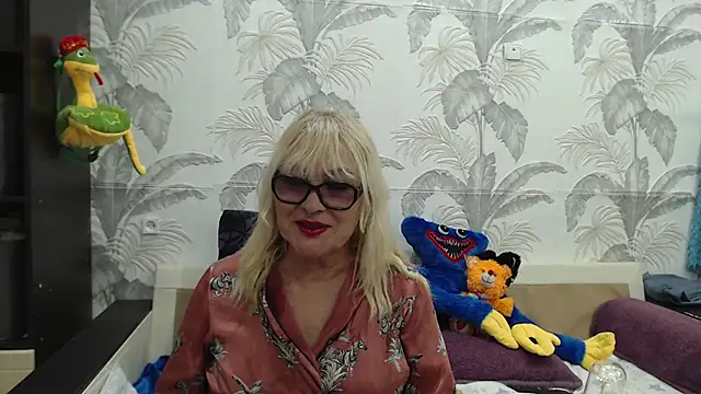 Snapshot of CamDiva113 chatting on 21, 3, 2025 CamDiva113 online show from 21, 3, 2025