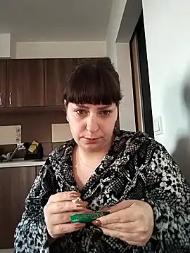 EmmaKrosss online show from 7, 4, 2026