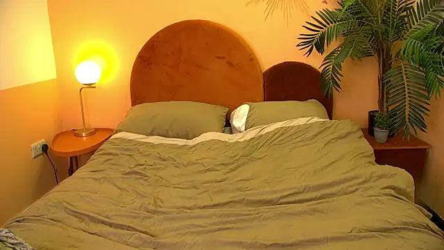 FerrariRedxBabestation online show from 28, 2, 2026