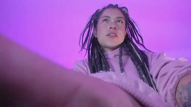 Hellen dumont online show from 21, 2, 2025