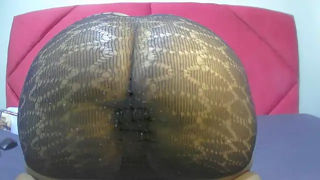 Snapshot of assqueenxx chatting on 7, 3, 2025 assqueenxx online show from 7, 3, 2025