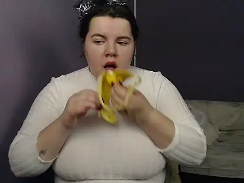 so shy online show from 24, 10, 2025