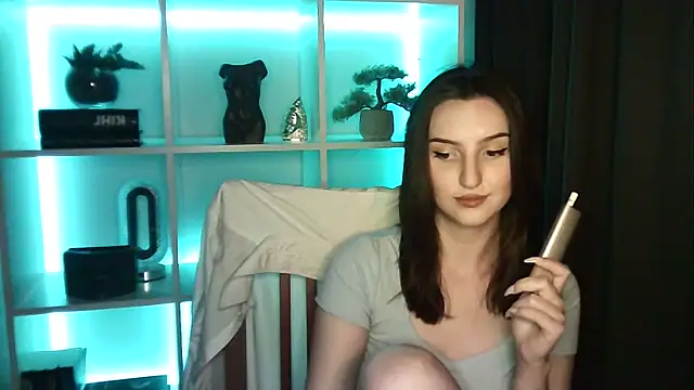 Snapshot of X_Alisa chatting on 7, 5, 2026 X Alisa online show from 7, 5, 2026