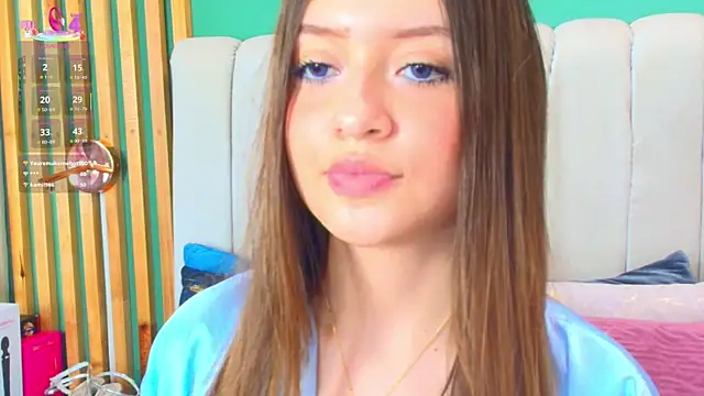 Snapshot of katlyn_martins chatting on 8, 3, 2025 katlyn martins online show from 8, 3, 2025