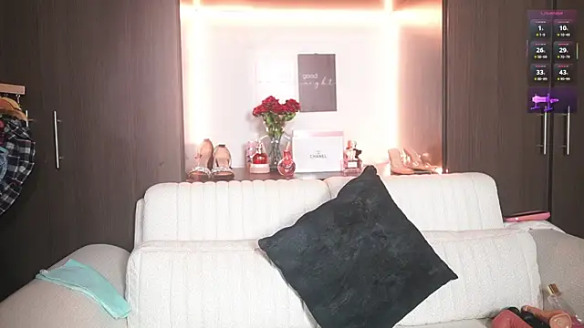 Snapshot of katlyn_martins chatting on 12, 2, 2026 katlyn martins online show from 12, 2, 2026