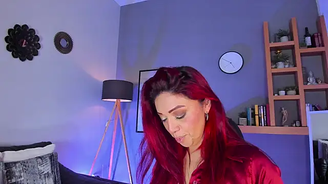 helenaduque  online show from 7, 1, 2026