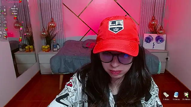 LenaRoses online show from 6, 7, 2026