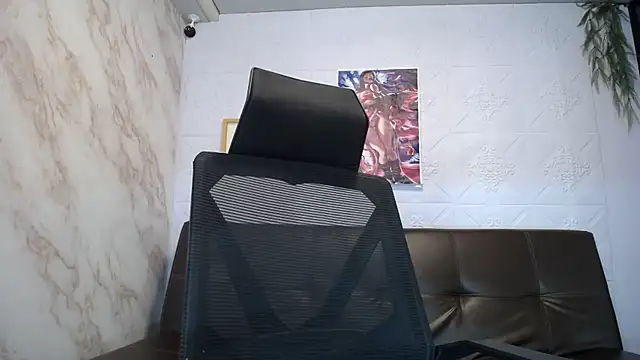 Snapshot of alice_greco chatting on 13, 3, 2025 alice greco online show from 13, 3, 2025