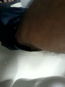 Snapshot of john10_singh chatting on 18, 10, 2025 john10 singh online show from 18, 10, 2025