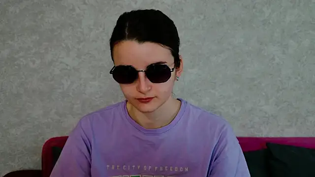 Miss Arwen online show from 2, 12, 2025