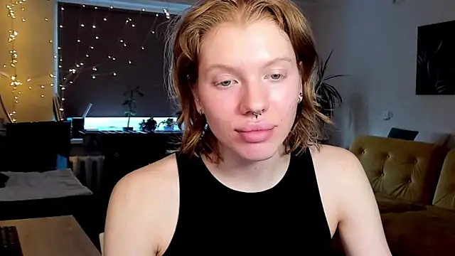 StellaDavis online show from 19, 2, 2025