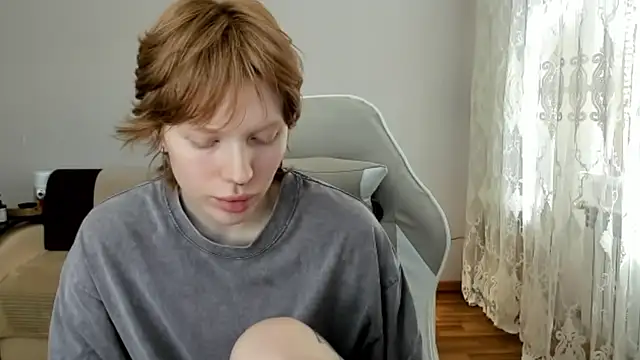 Snapshot of StellaDavis chatting on 4, 6, 2026 StellaDavis online show from 4, 6, 2026