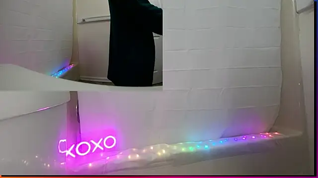 Snapshot of AriellaTaylor chatting on 4, 12, 2024 AriellaTaylor online show from 4, 12, 2024