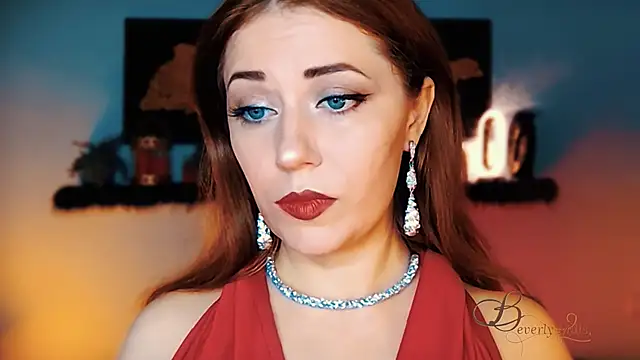 MissBeverlyMills online show from 23, 11, 2025