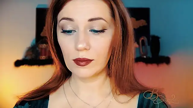 MissBeverlyMills online show from 5, 12, 2025