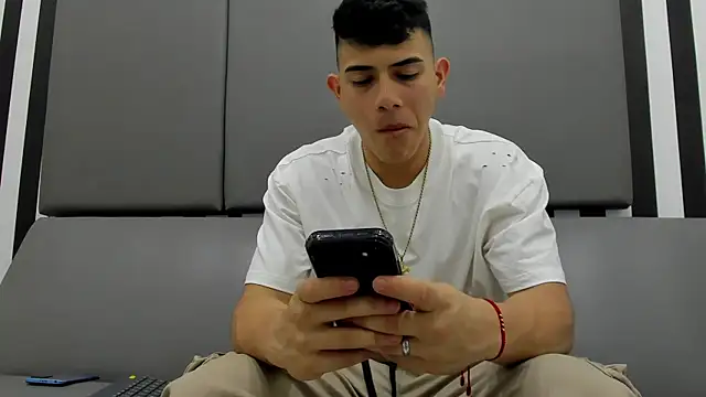 andrew rose  online show from 10, 1, 2025