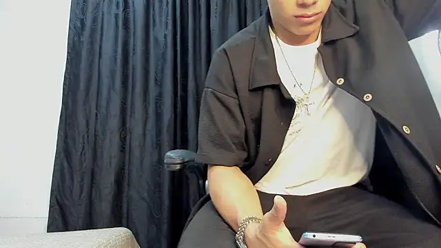 andrew rose  online show from 19, 3, 2025