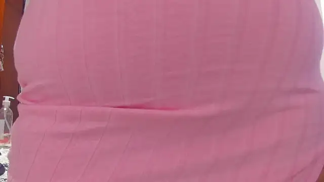 Snapshot of Elianissquirt chatting on 8, 2, 2025 Elianissquirt online show from 8, 2, 2025