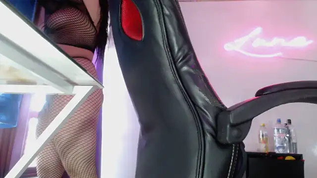 Lina23  online show from 28, 11, 2025