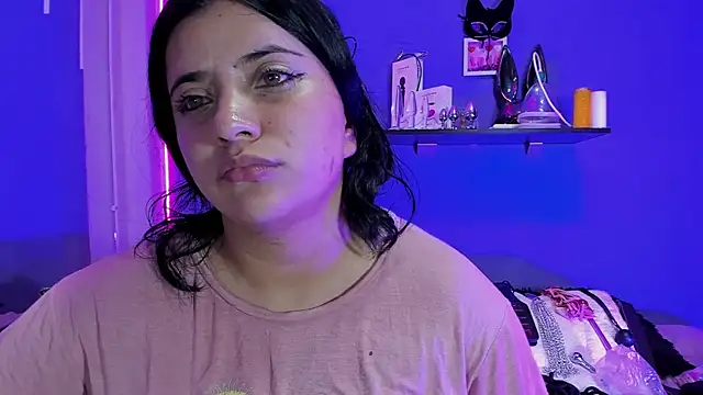 Snapshot of Alexa_Espinoza chatting on 4, 2, 2025 Alexa Espinoza online show from 4, 2, 2025