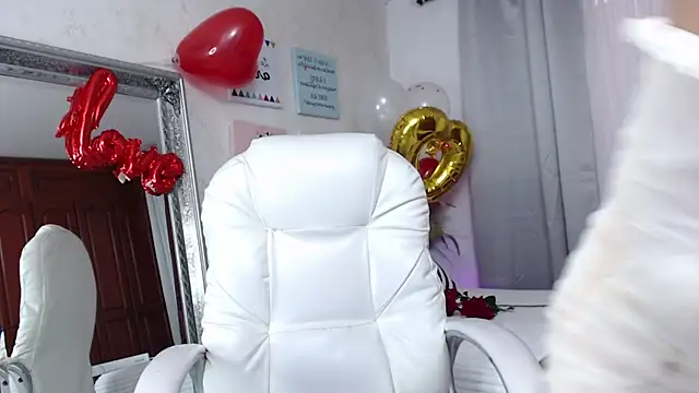 bonnie-love online show from 15, 2, 2025